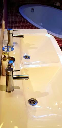 Exceptional Uzupis Bridge 3 Bedroom Apartment