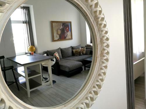 Vilnius Apartment With Stained Glass