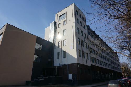 Vilnius Apartment With Stained Glass