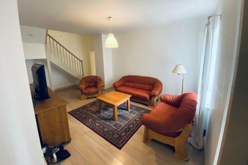 Spacious - 140 Square Meters Apartment, Vilnius City Centre