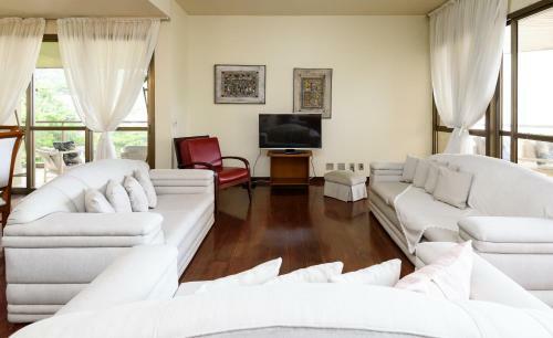 Apartamento Em Condom�nio De Luxo Em S�o Conrado