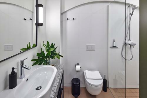 Rooma Apartments