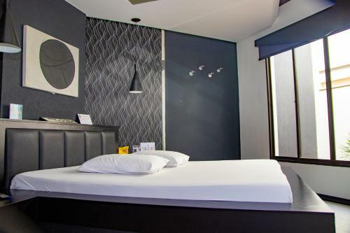 Hotel Allure Motel