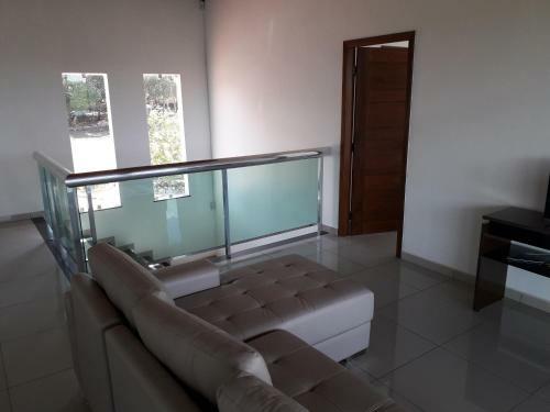 Casa No Lago Jacund�