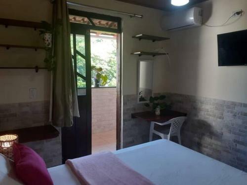 Pequeno Apartamento Em Morro