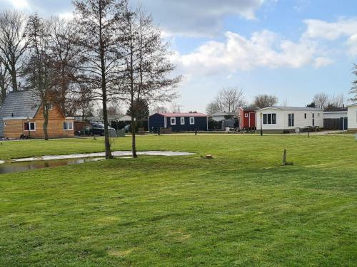 Detached Chalet With Beautiful Terrace, Near Alkmaar