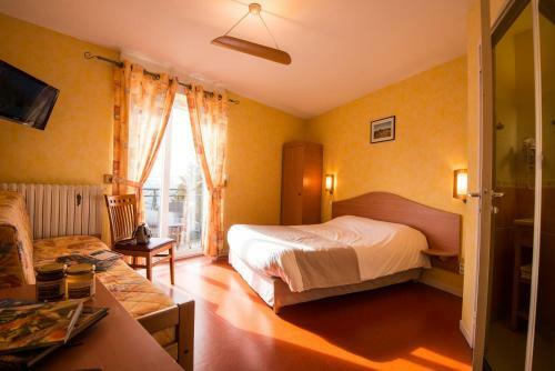 Hotel Logis H�tel Beaus�jour