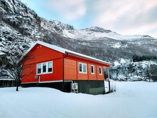 Steinsh�len Holiday Home