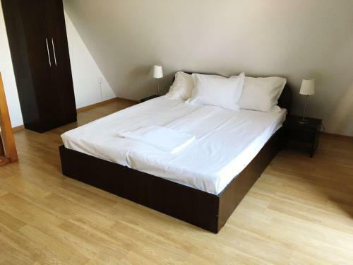 Hotel Equinox Club