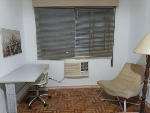 Apartamento Espa�oso Na Ponta Da Praia
