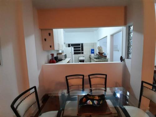 Apartamento Amplo E Charmoso, Frente Ao Mar.