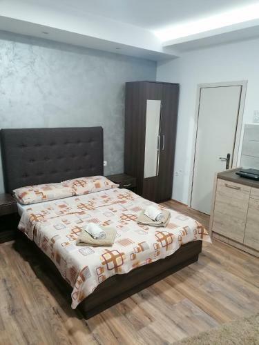 Hostal Preno?i?te Day Holiday