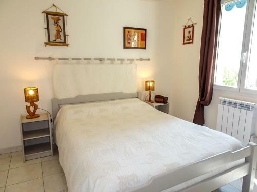Holiday Home Ardillieres La Bree Les Bains