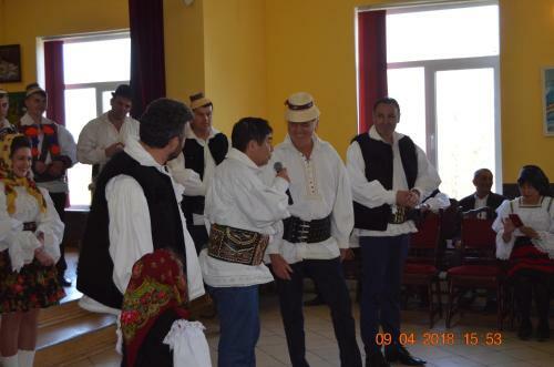 Hostal Pensiunea Crinul Alb