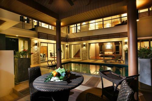 Apartamentos Chalong Miracle Lakeview