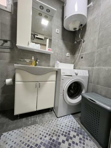 Aurora Apartment