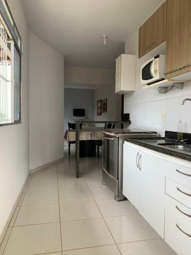 Linda Casa Pr�x.praias E Centro Jacara�pe