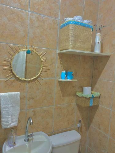 Casa Em Milagres Aconchegante E Com Garagem.