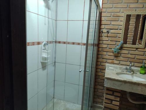 Charmosa Casa Com Churrasq Na Praia De Camburi