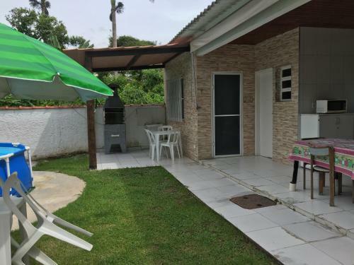 Casa Ampla E Aconchegante 5min. A P� Da Praia!