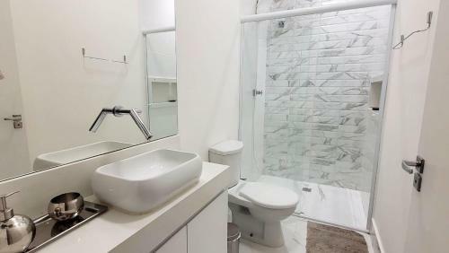 Casa Com Churrasq A 750m Da Praia De Juquehy Sp