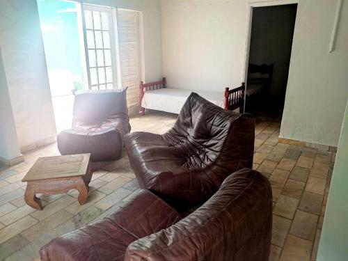 Casa 80mtrs Da Praia De Camburi