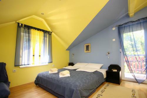 Villa ?umski Raj