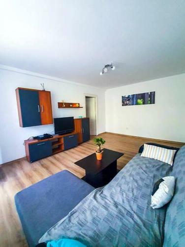 Cozy Apartament Near Neversea Beach And Old Center
