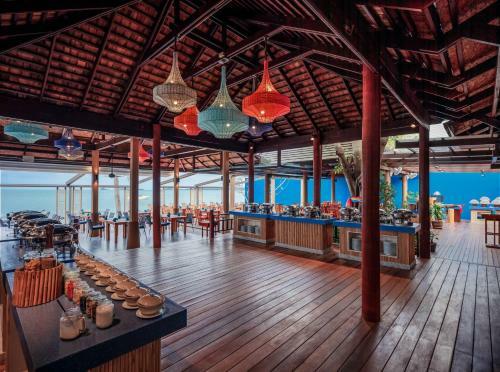 Hotel Bandara Resort & Spa