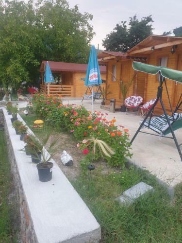 Cabanutele La Denisa