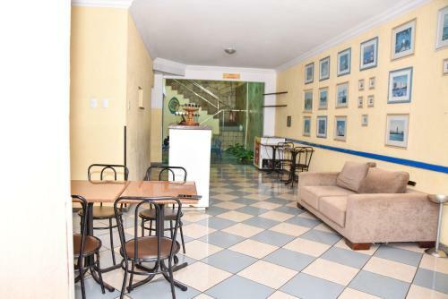 Hostal Duna�s Guest House