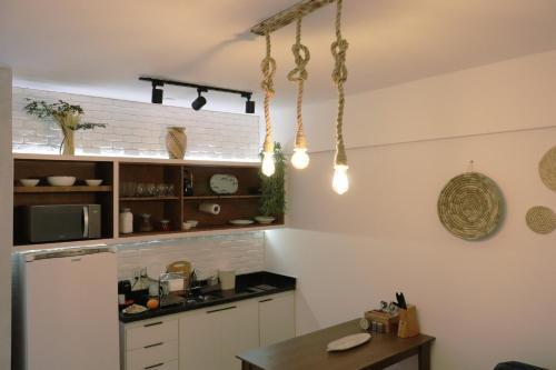 Apartamento Conforto E Charme - Piscina, Praia E Localiza��o.