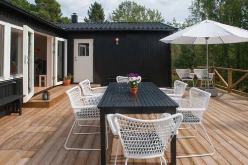 Archipelago-house With Pool, Boat And Bikes