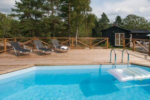 Archipelago-house With Pool, Boat And Bikes