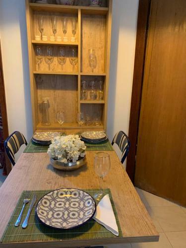 Apartamento Confort�vel, Regi�o Do Iguatemi