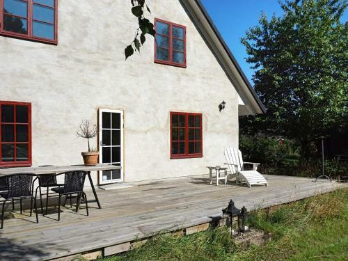 Holiday Home Djurhamn V