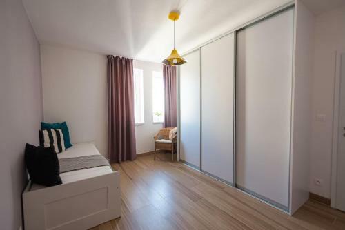 Apartamento Private 5 Star - Stylish - 3 Room Flat With Secured In-door Pkg