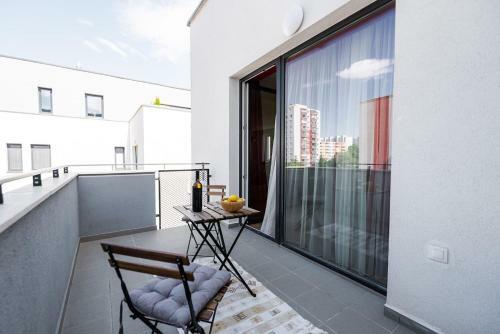 Apartamento Private 5 Star - Stylish - 3 Room Flat With Secured In-door Pkg