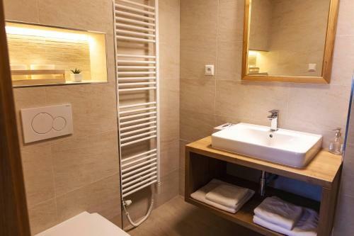 Hostal Chalet Nova Lesna Mountain View