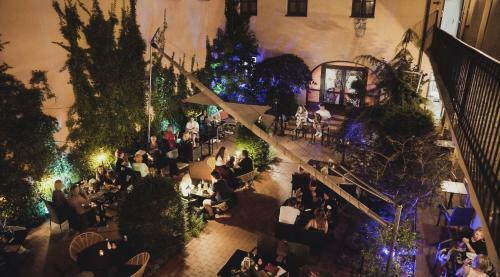 Poetika Apartments