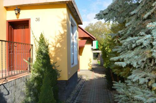 Hostal Davi Penzion & Bowling