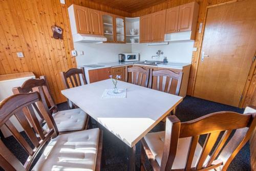 Hostal Dom Frana Krala