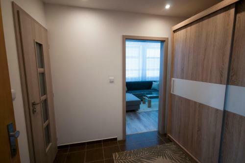 Maytex - Ubytovanie V 46m2 Apartm�ne S Balk�nom