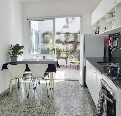 Apartamento Casa Con Dos Habitaciones Y Dos Patios