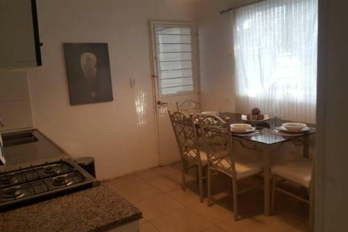 Amplia Casa Residencial En Excelente Ubicaci�n