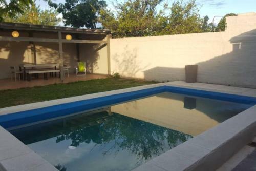 Amplia Casa Residencial En Excelente Ubicaci�n