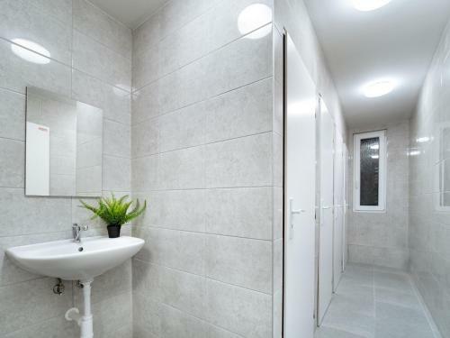 Albergue Ubytov?a Kubr� 623