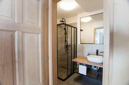 Juliana Rooms Podbrdo - With Two Single Beds