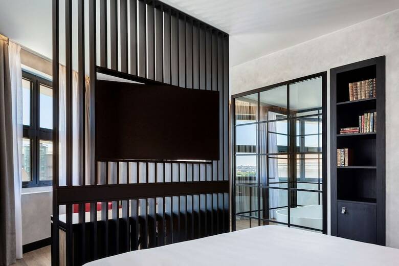 Hotel Radisson Red Madrid