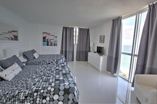 Apartamentos Hollywood Condo's